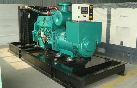 白河1320kw康明斯柴油发电车出租